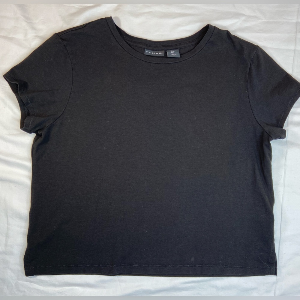 Tahari Short Sleeve‎ Black Tee Shirt Crew Neck Size Large